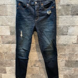 ❤️ GAP DISTRESSED TRUE SKINNY DENIM JEANS SIZE 26